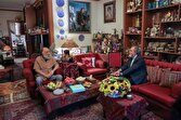 رائد فریدزاده در روز سینما به دیدار داریوش ارجمند رفت