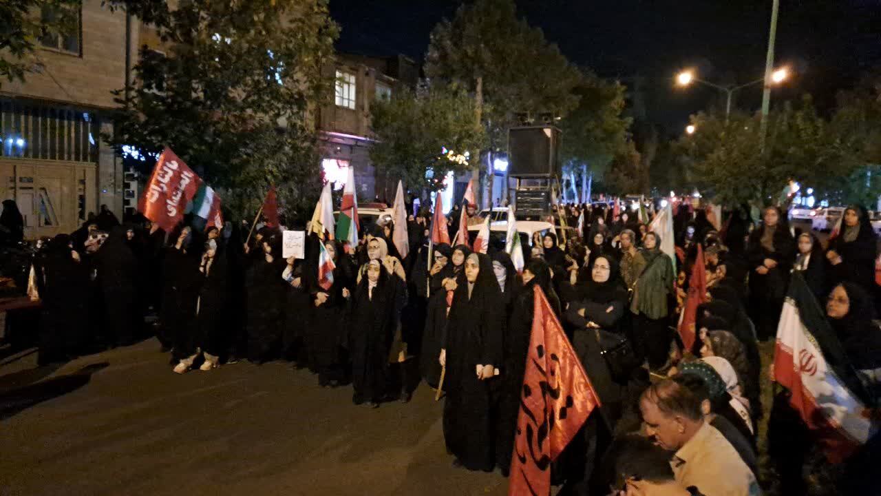 تداوم ایستادگی مردم انقلابی خوی در میدان مقاومت تداوم ایستادگی مردم انقلابی خوی در میدان مقاومت
