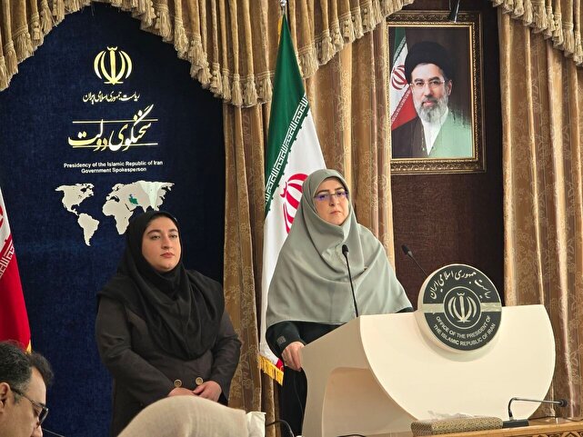 مهاجرانی: تمام ۱۱۰ میلیون لیتر بنزین تولید داخل در اختیار مردم قرار می‌گیرد