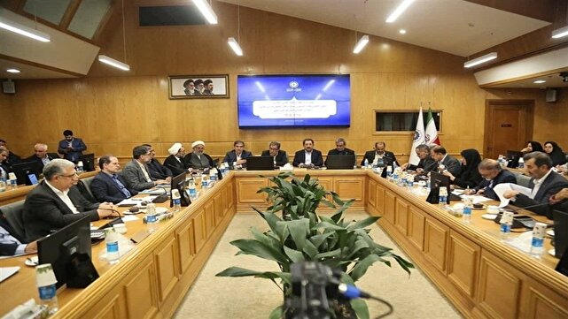 وزیر صمت: اولویت‌ واردات با محوریت مواد اولیه و کاهش محدودیت‌های ارزی