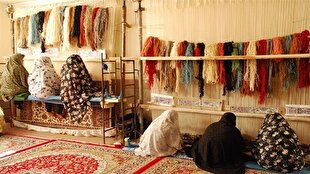 درآمد ۸۴ میلیارد ریالی مددجویان از فروش فرش دستباف