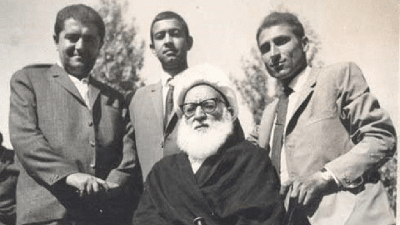 عالمی که برای احیای یک مدرسه، خانه‌اش را فروخت