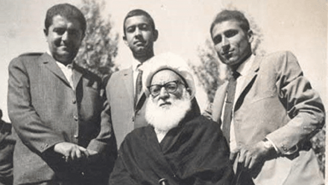 عالمی که برای احیای یک مدرسه، خانه‌اش را فروخت