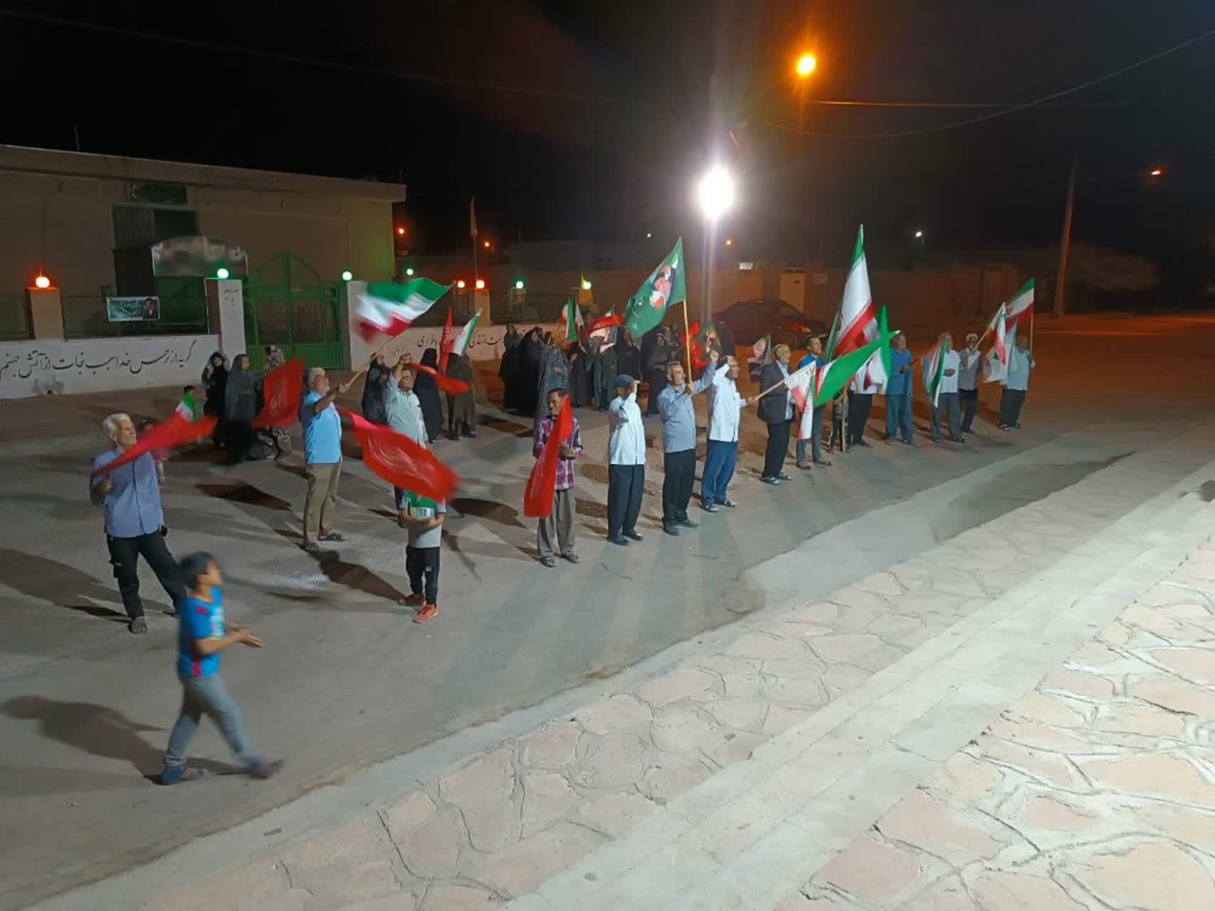 گزارش تصویری از حضور حماسی مردم انقلابی روستای انارستانک در قرار&zwnj;های شبانه