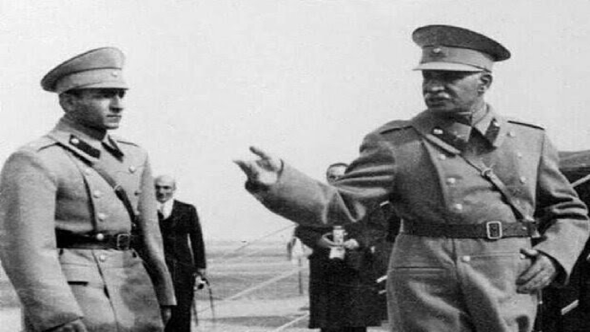باشگاه خبرنگاران -روزی که رضاخان فرار را بر قرار ترجیح داد