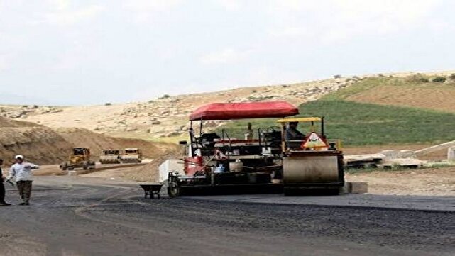  شتاب در توسعه راه‌های روستایی آذربایجان‌غربی/  ۵۱۰ کیلومتر طرح در دست اجرا