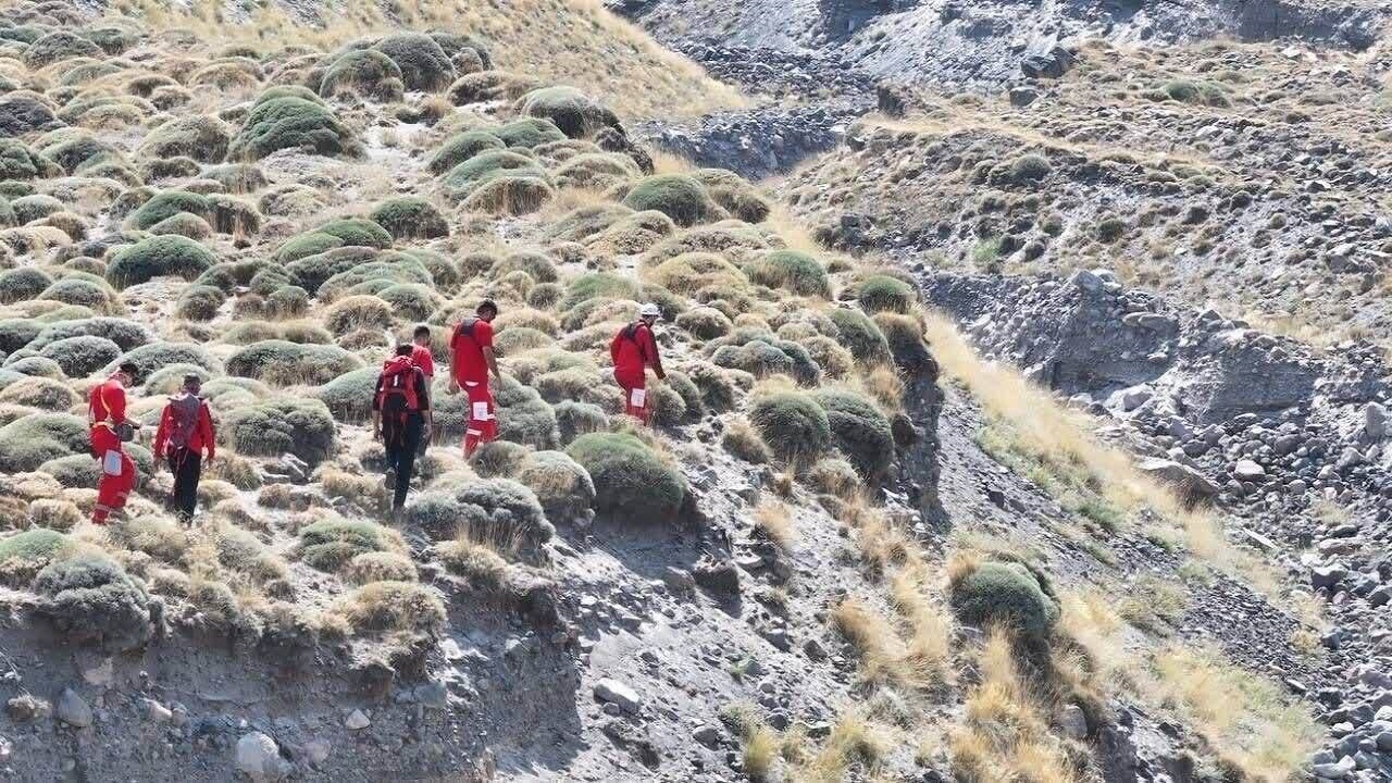 ادامه جست‌و‌جو‌ها برای فرد مفقود شده در محور هراز