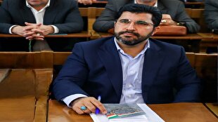 باید درباره واگذاری ۸۰ میلیون بشکه نفت ایران به چهار تراستی شفاف‌سازی شود