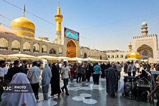 بارگاه مطهر امام رضا (ع) در روز میلاد امام حسن عسکری (ع)