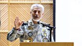 دریادار سیاری: دشمن شکست خورده و با آبروریزی باید منطقه را ترک کند