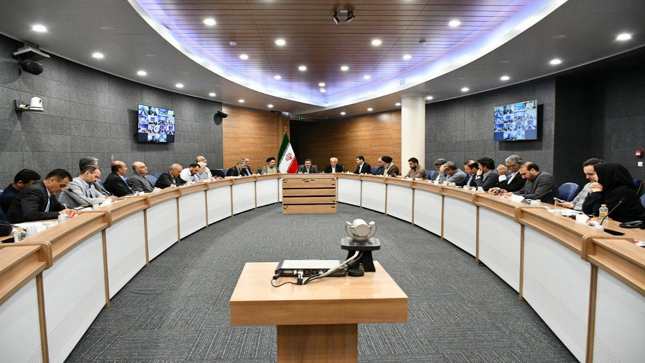 تاکید بر پشتیبانی دستگاه‌های اجرایی در بازگشایی دانشگاه‌ها و مدارس