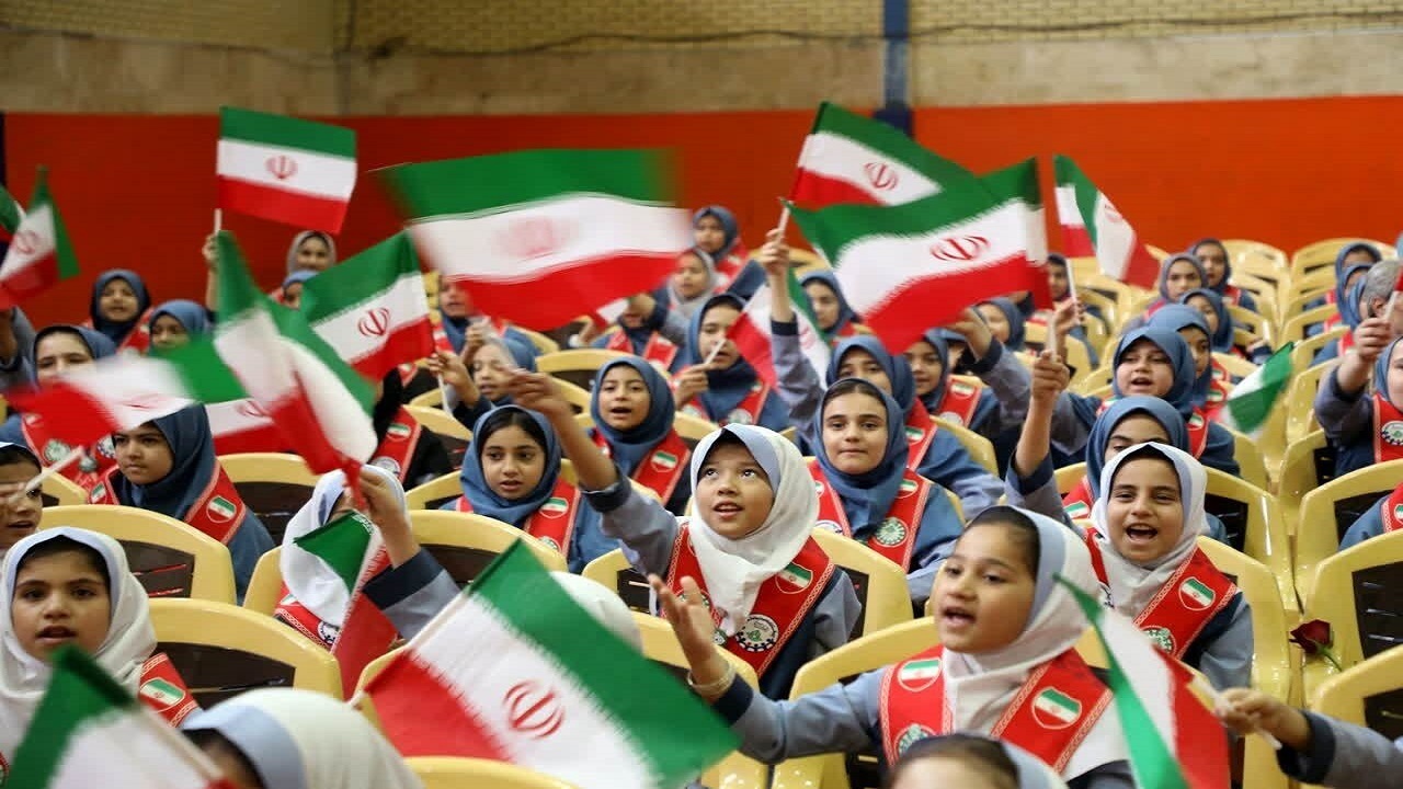 آغاز فعالیت‌ مدارس استان قم به شنبه چهارم مهر موکول شد