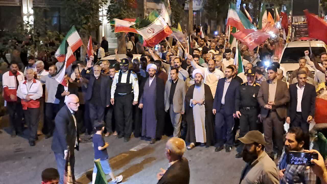 گوشه‌هایی از تجلی حماسه حضور مردم شهرستان خوی در میدان مقاومت + عکس