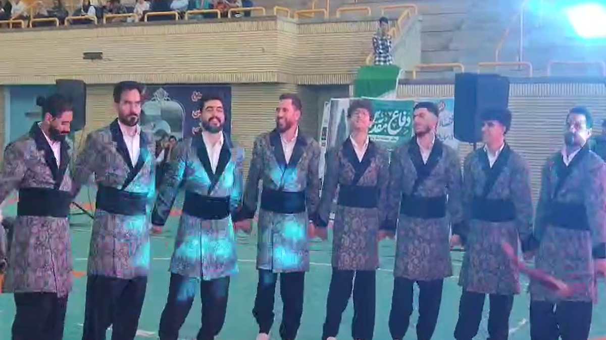 باشگاه خبرنگاران -برگزاری جشن ولادت امام حسن عسکری (ع) و هفته دفاع مقدس در نهاوند + فیلم