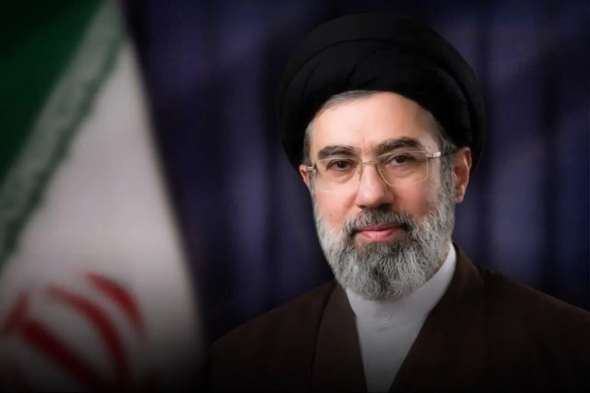 باشگاه خبرنگاران -رهبر انقلاب خطاب به دانش‌آموزان و دانشجویان: پاسدار هویّت ملّی، عزت و استقلال فرهنگی خود باشید