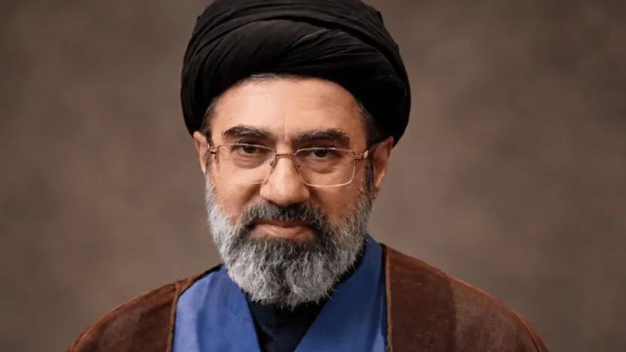 دستخط رهبر معظم انقلاب خطاب به فرمانده هوافضای سپاه پاسداران انقلاب اسلامی