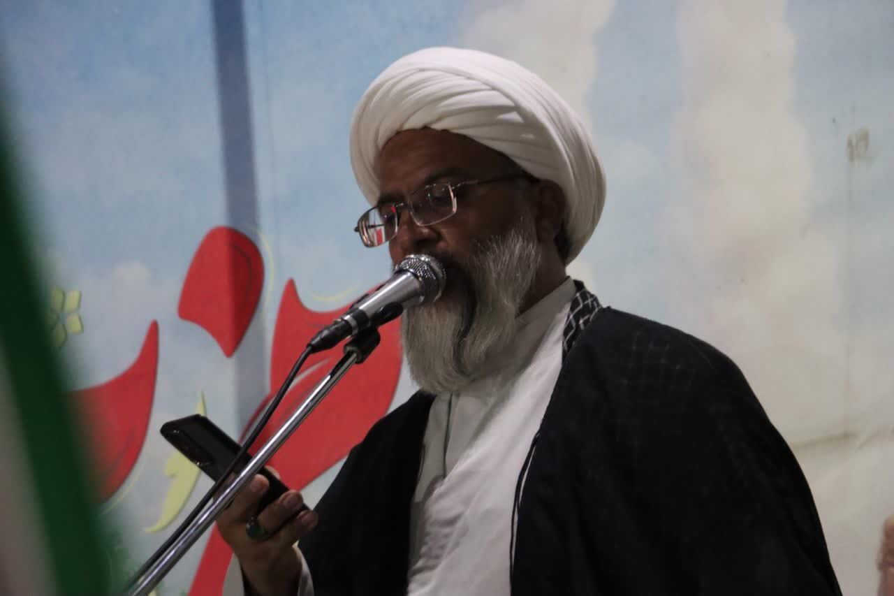 قابی دیگر از ایستادگی و مقاومت مردم انقلابی ماهدشت در قرارهای شبانه قابی دیگر از ایستادگی و مقاومت مردم انقلابی ماهدشت در قرارهای شبانه
