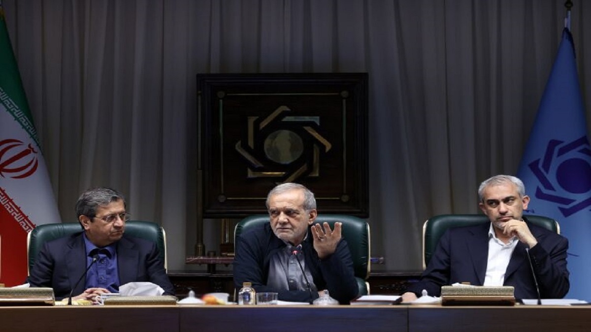 باشگاه خبرنگاران -تأکید پزشکیان بر هماهنگی کامل برای حفظ ثبات اقتصادی کشور