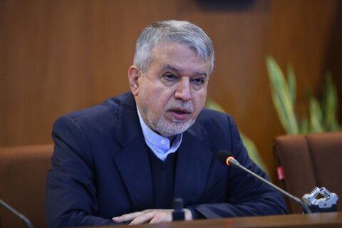 زمان خط‌کشی‌های سیاسی و مرزبندی‌های کاذب نیست