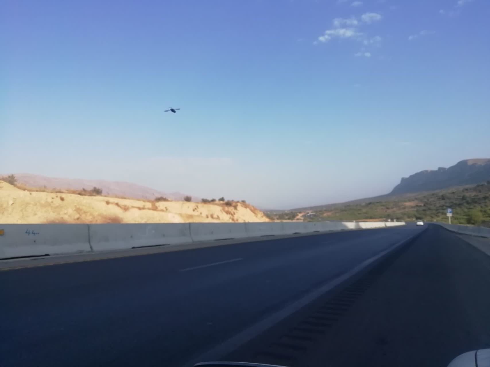 نصب روشنایی در آزادراه شیراز - اصفهان