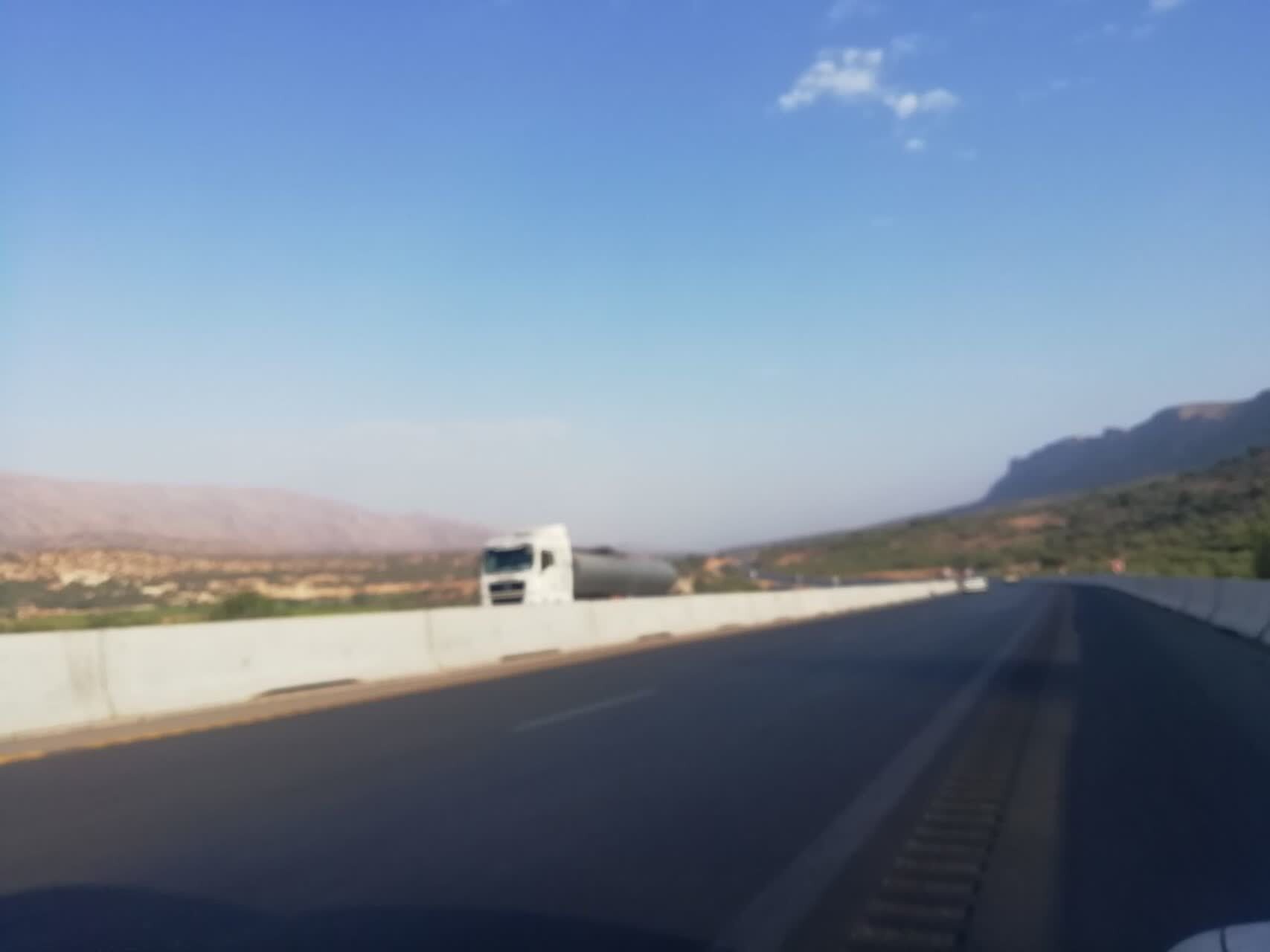 نصب روشنایی در آزادراه شیراز - اصفهان درخواست گردشگران شد