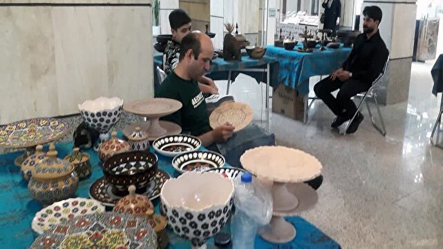 گزارش ویژه: نمایش توانمندی هنرمندان صنایع‌دستی قم در نمایشگاه «ربیع‌الاول» | باشگاه خبرنگاران جوان - کد f818
