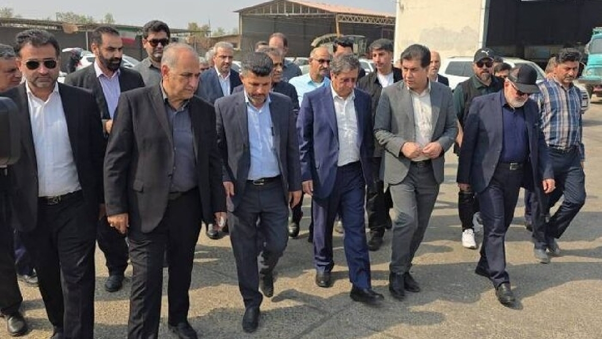 باشگاه خبرنگاران -۵۰۰ میلیون دلار به بازار ارز تزریق شد/ ارزپاشی نمی‌کنیم، ذخایر کافی است