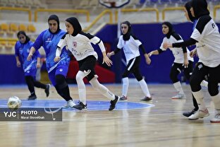 دیدار دوستانه فوتسال بانوان در کیش