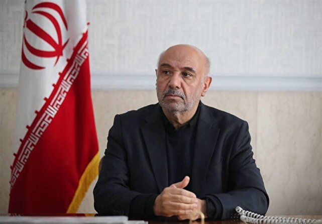 گزارش تحلیلی: تکذیب انحصار کالابرگ در فروشگاه‌های بزرگ / عرضه کالا از طریق کسبه خرد ادامه دارد | باشگاه خبرنگاران جوان - کد e3a0