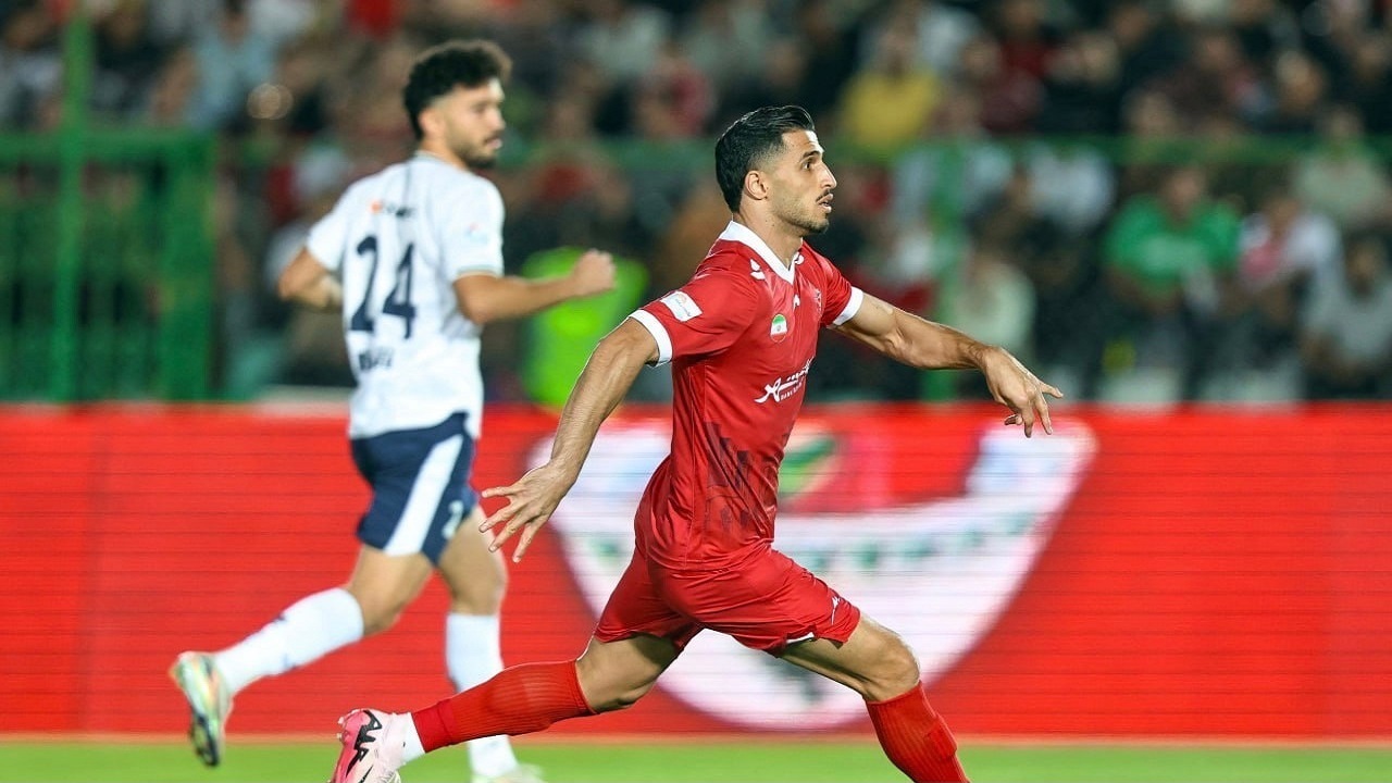 لیگ برتر فوتبال؛ پرسپولیس - ملوان، آزمونی برای تارتار پیش از دربی