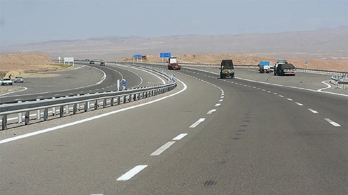 باشگاه خبرنگاران -احداث ۱۷ کیلومتر باند دوم در محور طبس - یزد