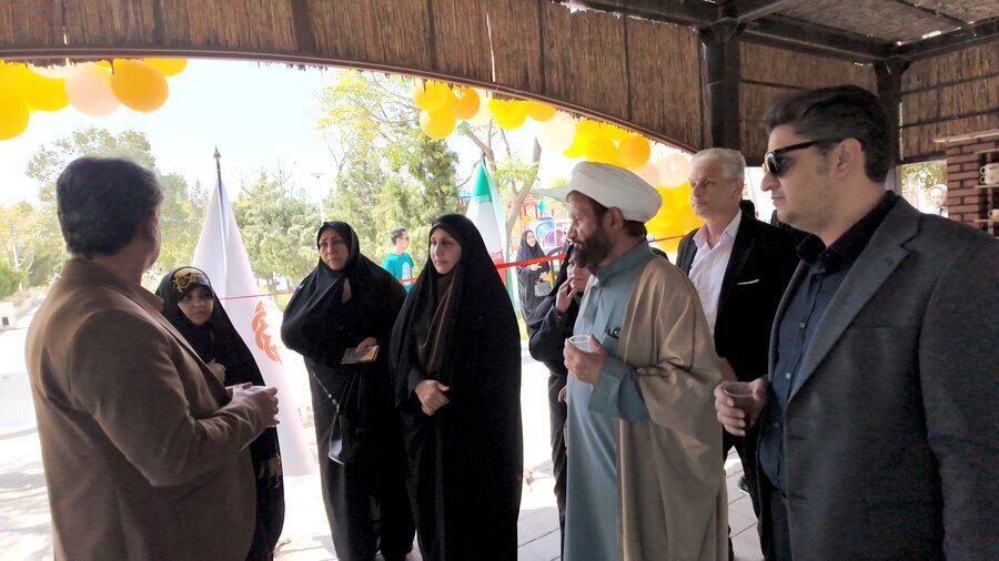 از توانمندی تا نمایشگاهی که رنگ امید دارد از توانمندی تا نمایشگاهی که رنگ امید دارد