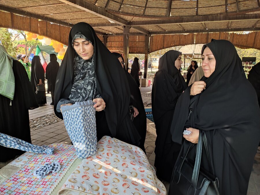 از توانمندی تا نمایشگاهی که رنگ امید دارد از توانمندی تا نمایشگاهی که رنگ امید دارد
