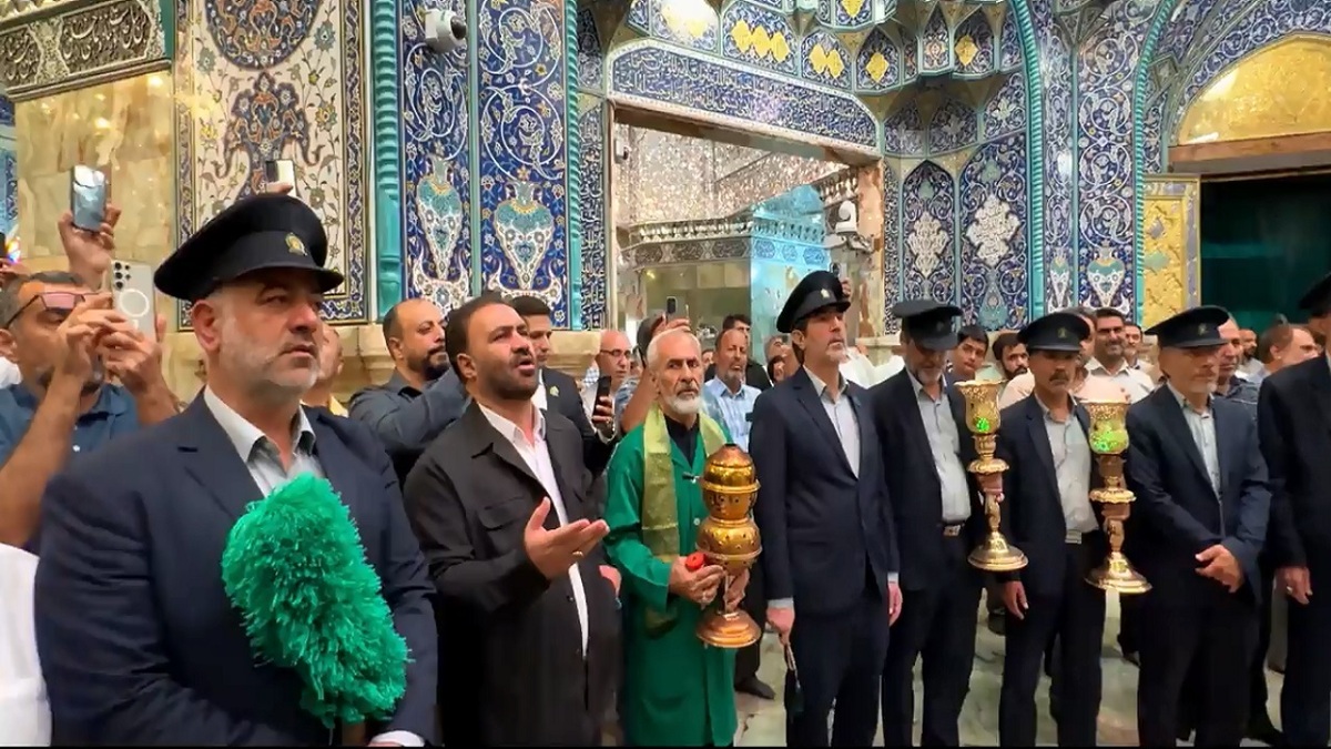 باشگاه خبرنگاران -خطبه خوانی و گل آرایی ضریح مطهر حضرت معصومه (س)به مناسبت هفدهم ربیع الاول+فیلم