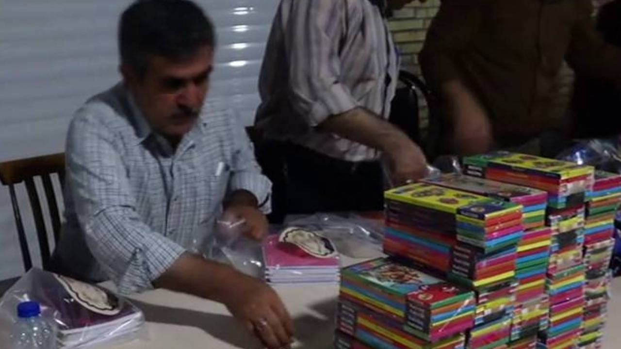توزیع ۳۸ هزار بسته لوازم‌التحریر میان دانش‌آموزان نیازمند کردستان/ ۱۷۰ هزار خانواده تحت پوشش کمیته امداد استان
