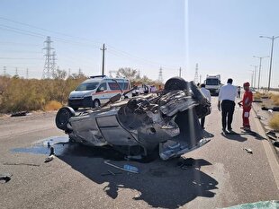 واژگونی خودرو پژو ۴۰۵ در کرمان با ١٠ مصدوم و ٢ فوتی