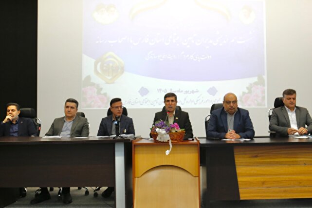 ۲.۵ میلیون نفر در فارس زیر پوشش تأمین اجتماعی هستند/ بدهی ۸۳۵۰ میلیارد تومانی کارفرمایان