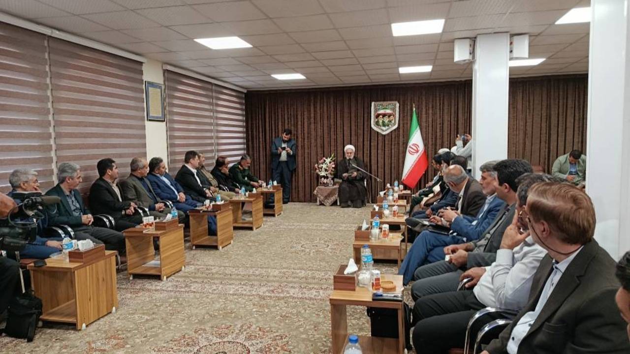 خانواده و مدرسه محور تقویت زیست عفیفانه باشند