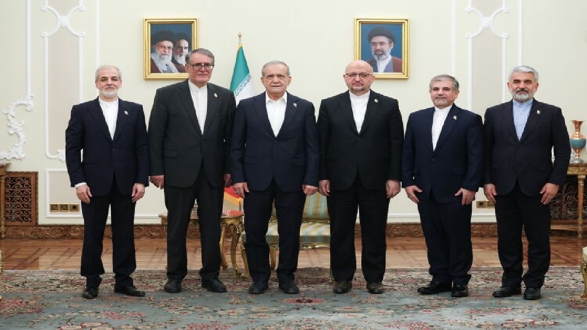 باشگاه خبرنگاران -پزشکیان خطاب به سفرای ایران در سایر کشورها: حامل پیام برادری، دوستی و وحدت باشید