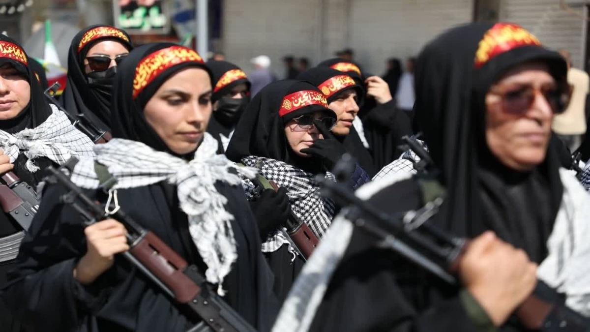 باشگاه خبرنگاران -برگزاری رزمایش بانوان جانفدا در شیراز + عکس