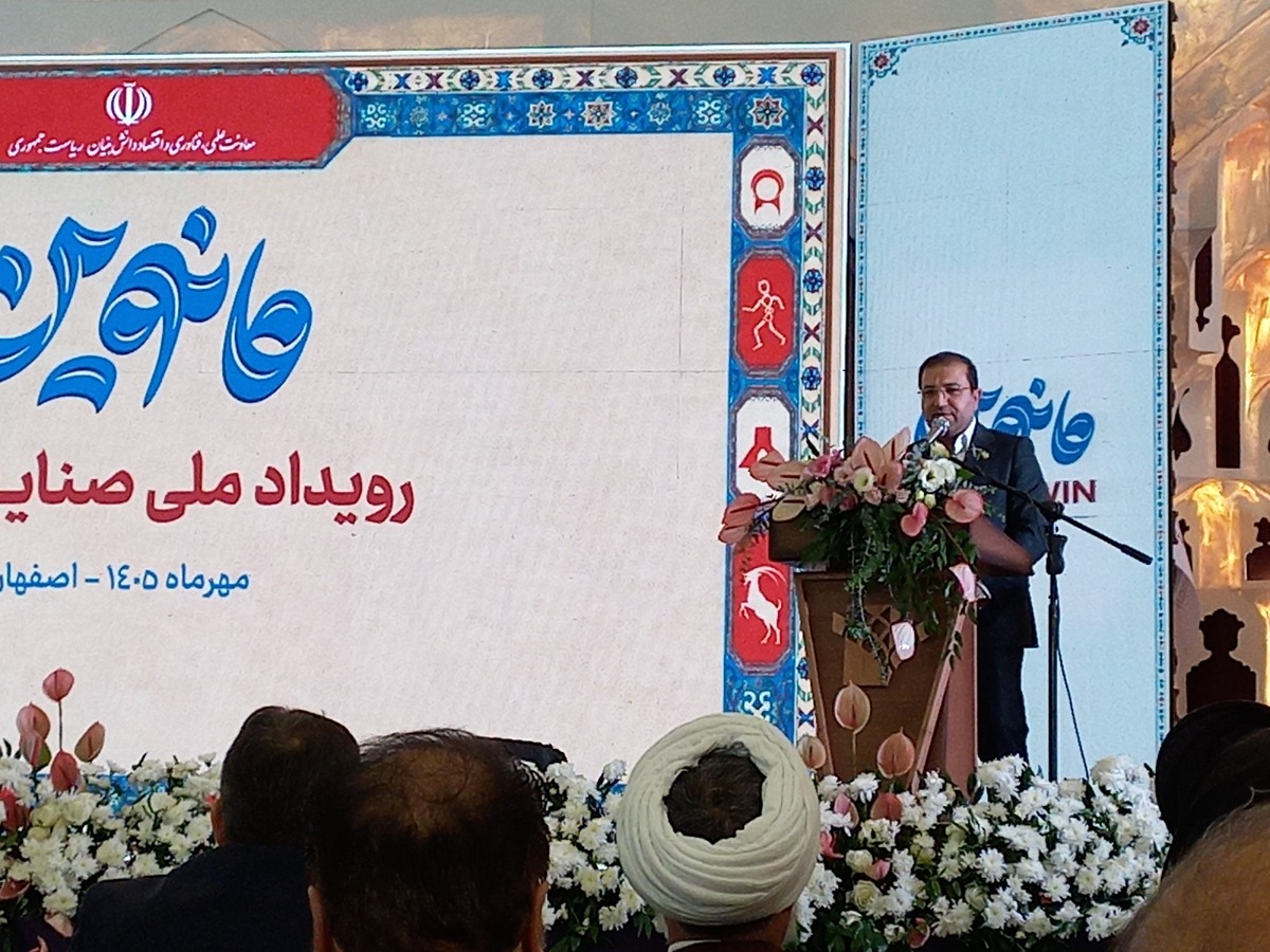 باشگاه خبرنگاران -«مانوین» جلوه‌ای از وفاق ملی برای توسعه صنایع خلاق کشور است