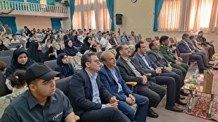 مهر پرستاران در همدلی با بیماران ستودنی است/سفید پوشان عرصه سلامت تجلیل شدند