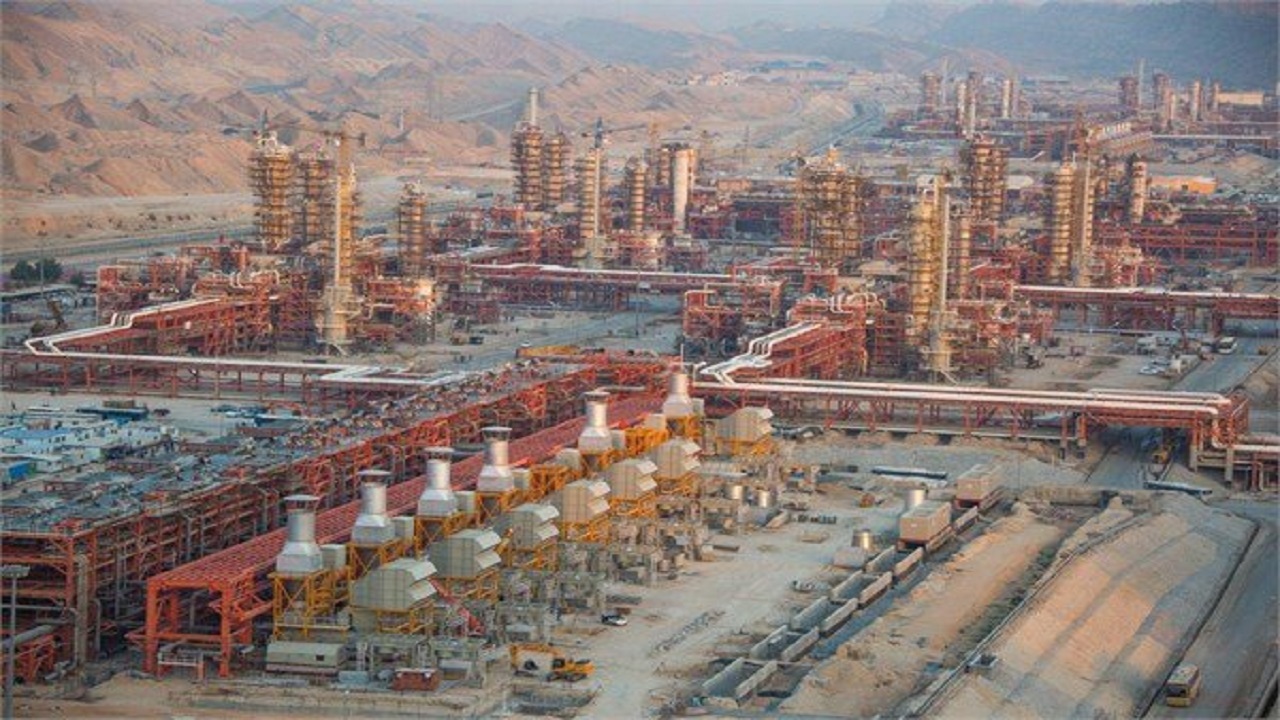 آمادگی پالایشگاه فاز ۱۳ پارس جنوبی در آستانه ورود به فصول سرد