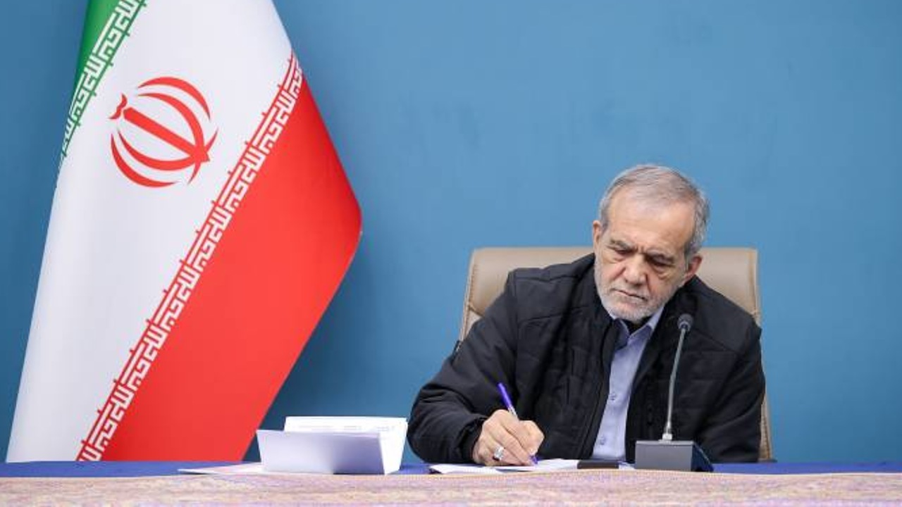 ایران به فرزندانی، چون ستارخان افتخار می‌کند
