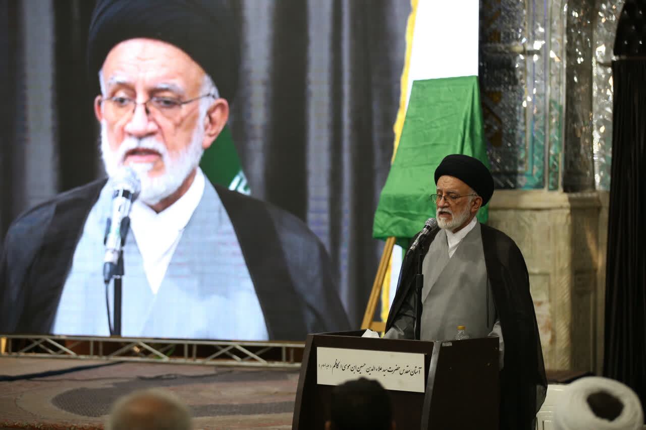 اخلاص؛ مهم‌ترین شاخص خدمت‌رسانی در بقاع متبرکه فارس