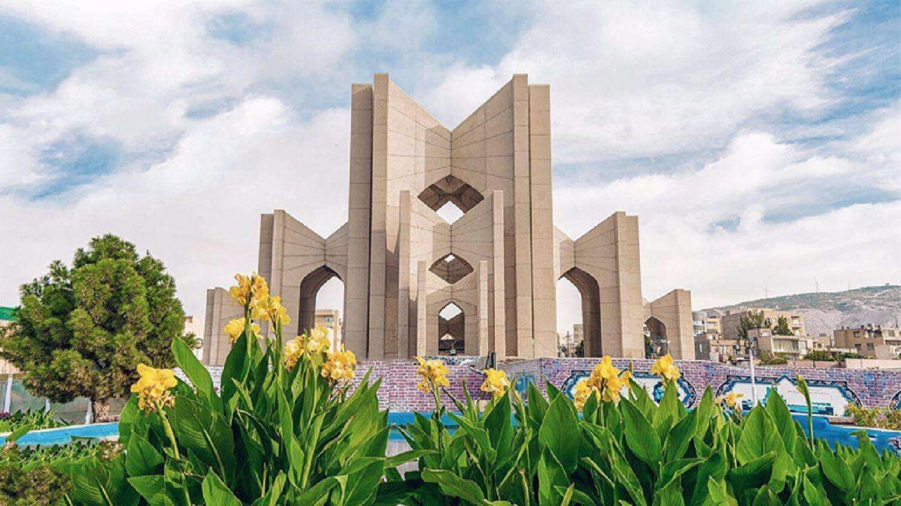 طرح توسعه مقبره الاشعرا تبریز پس از ۵۰ سال، هم افزایی یا ادامه بلاتکلیفی؟