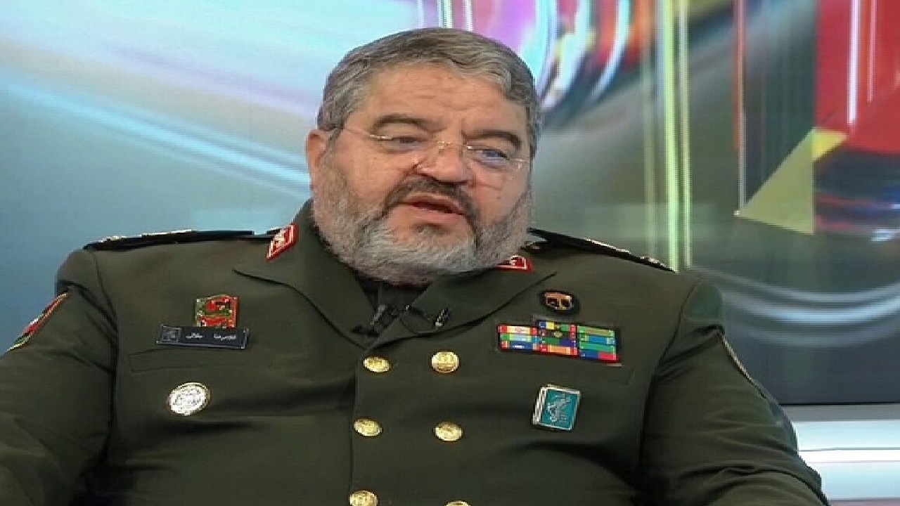 حضور ملت در میدان، جهانیان را شگفت‌زده کرد