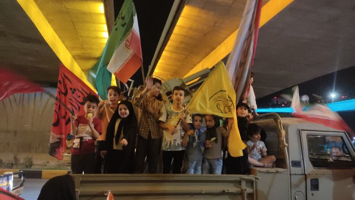 باشگاه خبرنگاران -گوشه‌هایی از حال و هوای شهر مقدس قم در هفته دفاع مقدس