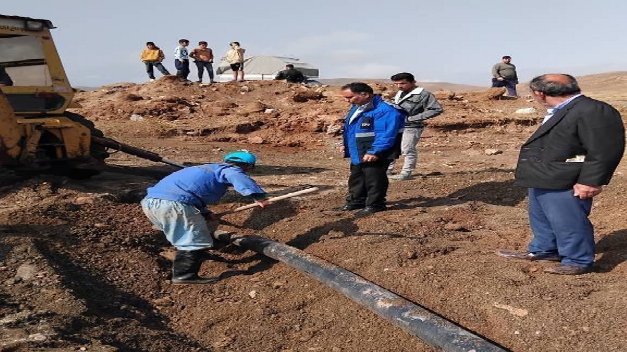 رفع خسارات سیل به خطوط انتقال آب سه روستای سلماس