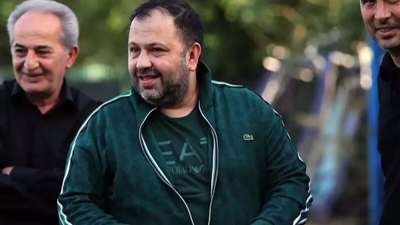 مدیرعامل چادرملو: اگر جای ۲ تیم عوض می‌شد باز هم این پنالتی رد می‌شد؟